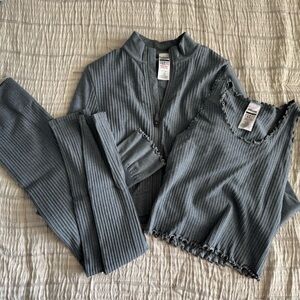 3-Piece Gymshark Workout Set: Steel Blue (L)